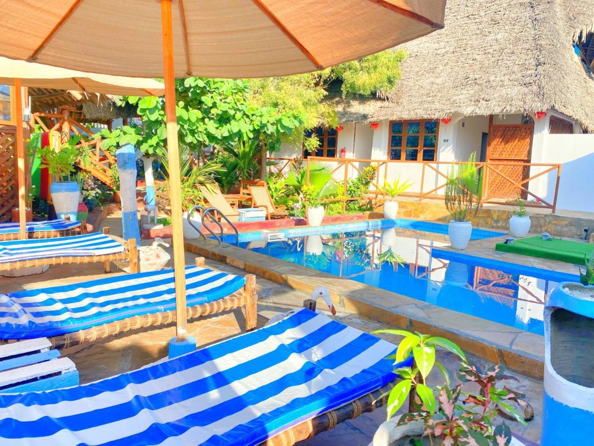 Utulivu Bungalow Nungwi Exterior foto