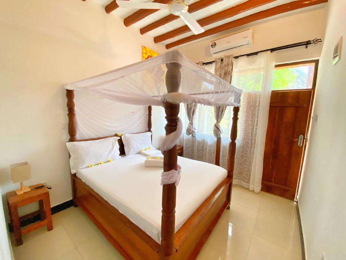 Utulivu Bungalow Nungwi Exterior foto